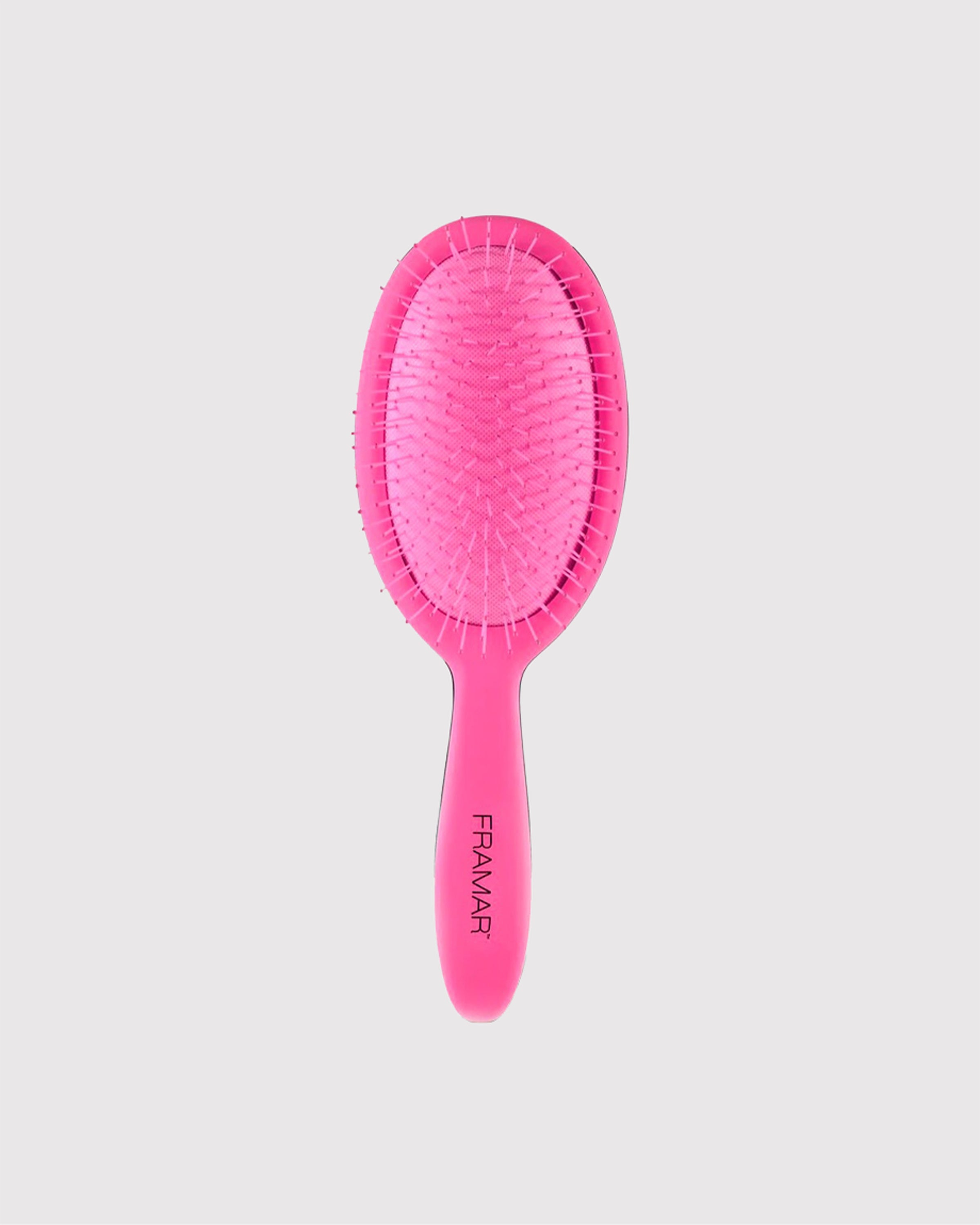 Detangle brush Pinky Swear